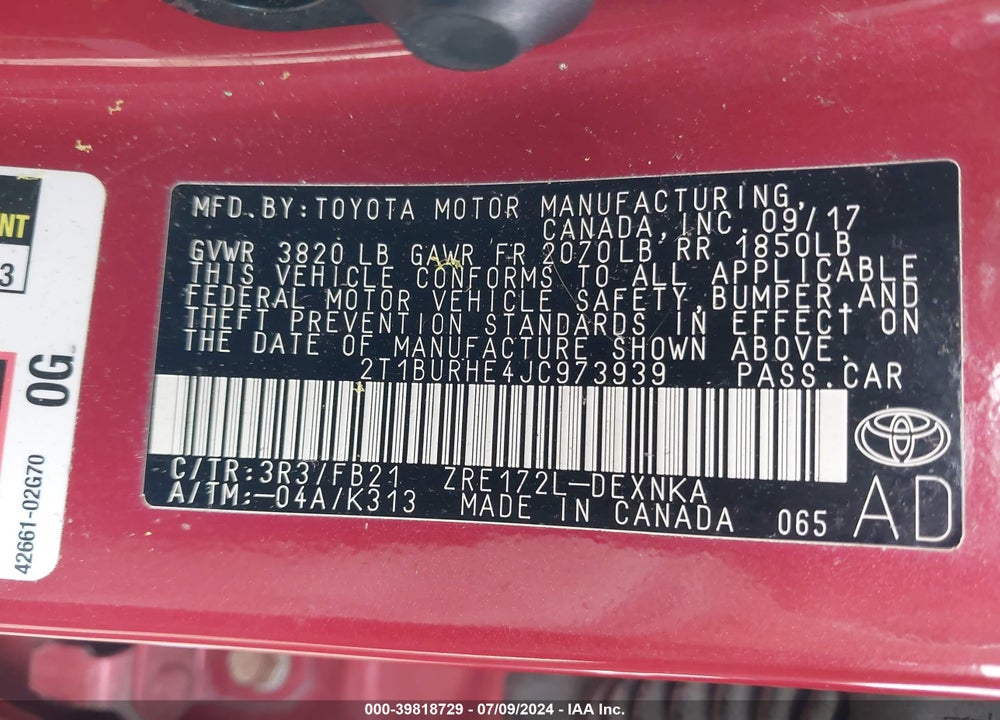 2018 TOYOTA COROLLA LE VIN: 2T1BURHE4JC973939
