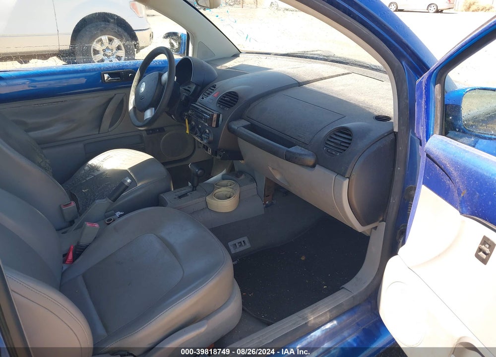 2005 VOLKSWAGEN NEW BEETLE GL VIN: 3VWBK31C65M407710