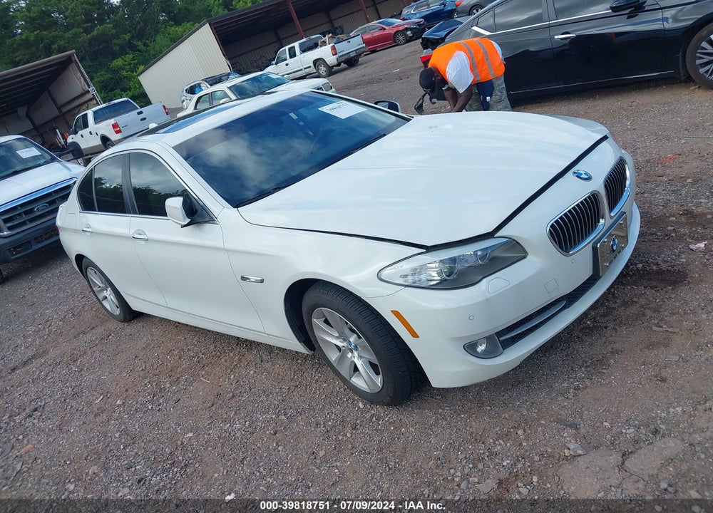 2012 BMW 528I XDRIVE VIN: WBAXH5C54CDW02700
