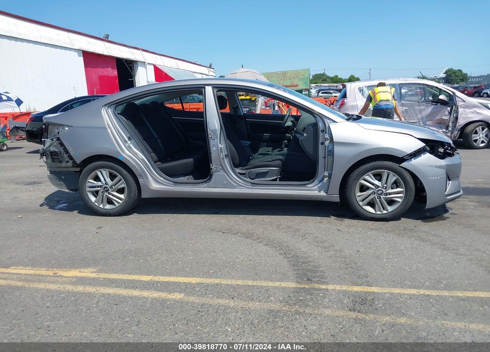 2020 HYUNDAI ELANTRA SEL VIN: KMHD84LF6LU950275