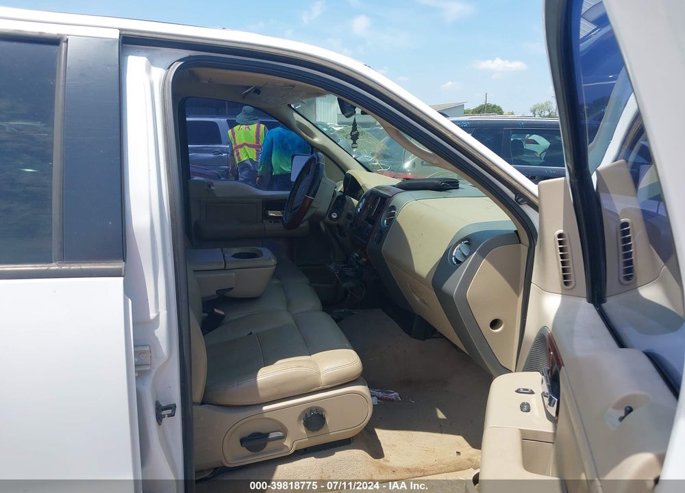 2006 FORD F-150 LARIAT/XLT VIN: 1FTPW12516KA82331