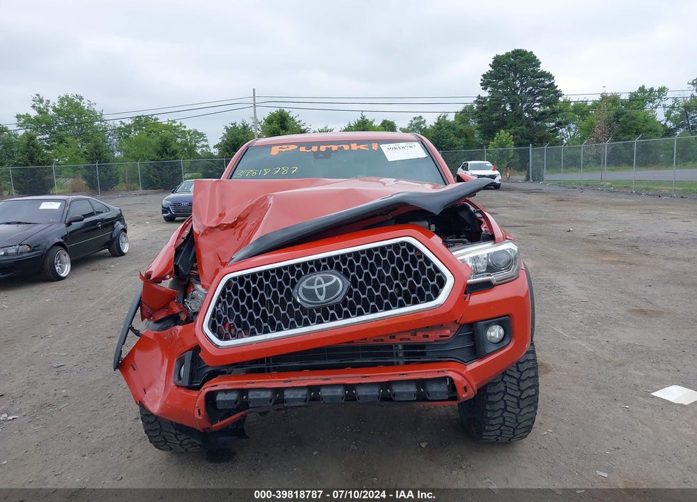 2018 TOYOTA TACOMA TRD OFF ROAD VIN: 3TMCZ5AN0JM131003