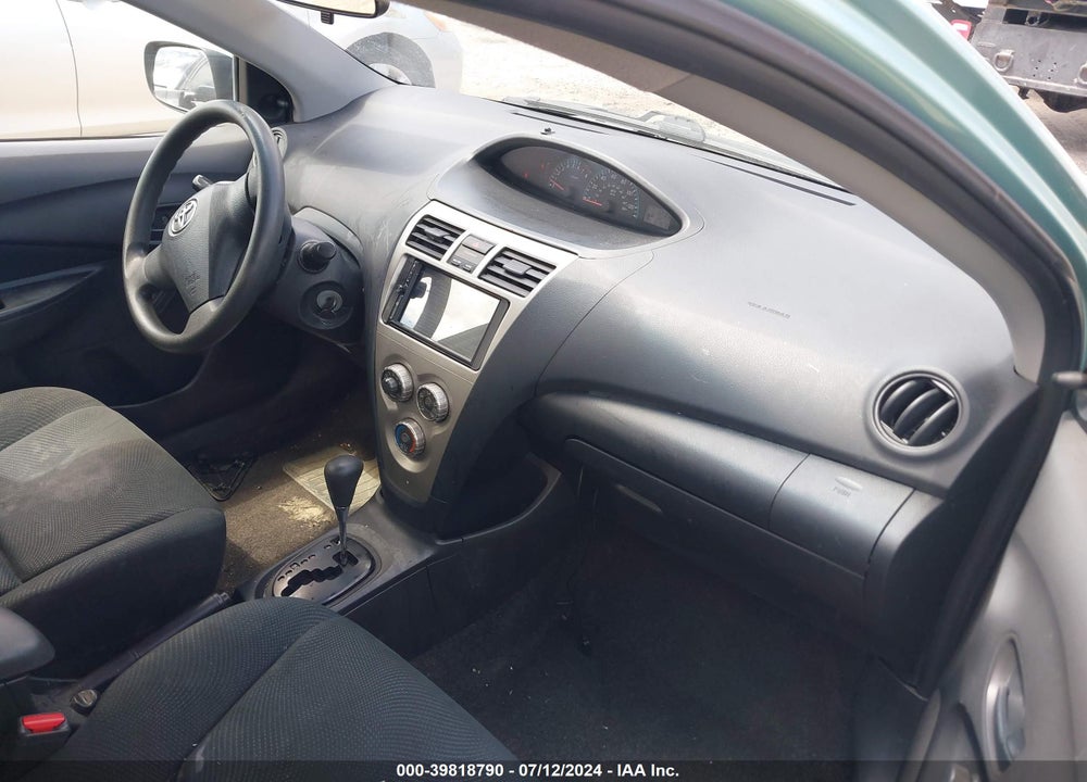 2010 TOYOTA YARIS VIN: JTDBT4K34A1356462