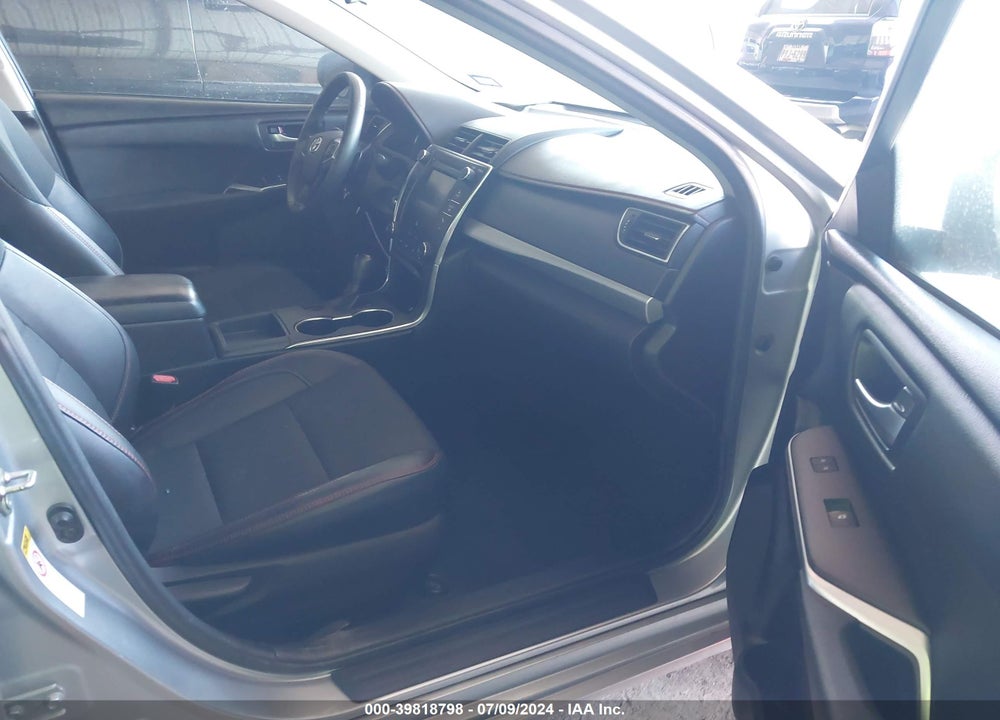 2017 TOYOTA CAMRY SE VIN: 4T1BF1FK6HU388020