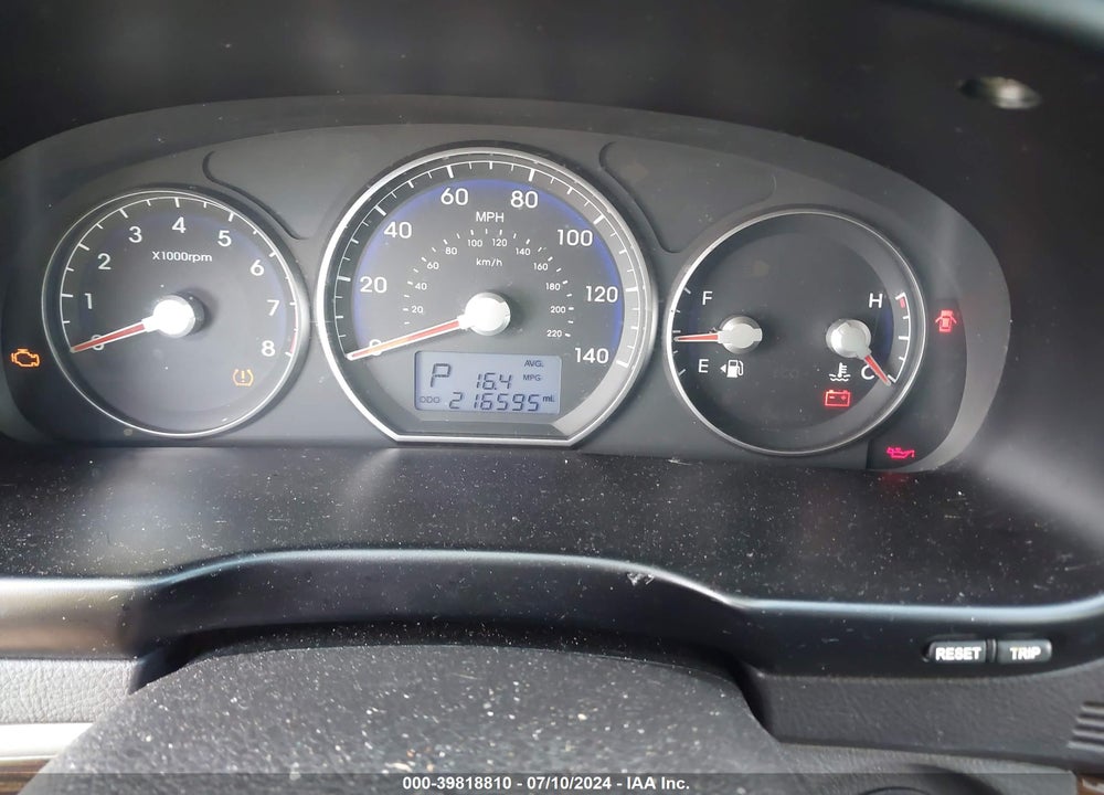 2011 HYUNDAI SANTA FE GLS VIN: 5XYZGDAB5BG021238