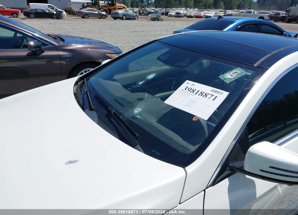 2014 MERCEDES-BENZ E 350 4MATIC VIN: WDDKJ8JB3EF281855