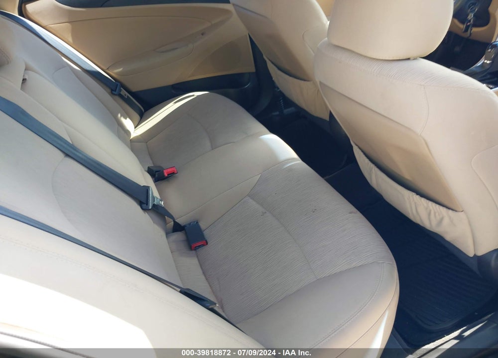 2013 HYUNDAI SONATA GLS VIN: 5NPEB4AC7DH698633