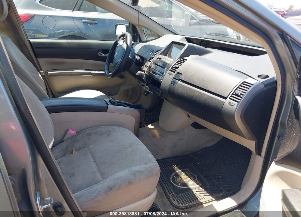 2005 TOYOTA PRIUS VIN: JTDKB20U853106445