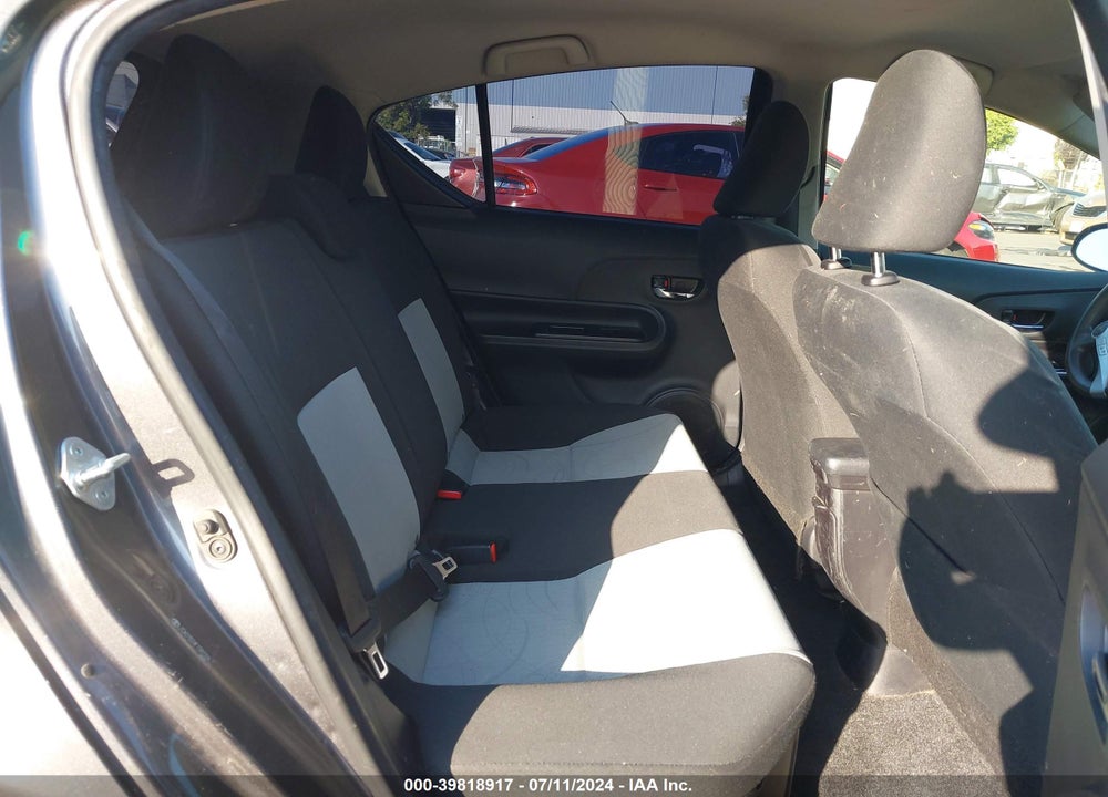 2015 TOYOTA PRIUS C TWO VIN: JTDKDTB34F1581026
