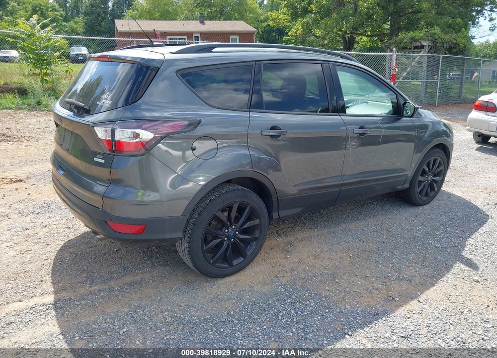 2017 FORD ESCAPE SE VIN: 1FMCU0GDXHUB35514