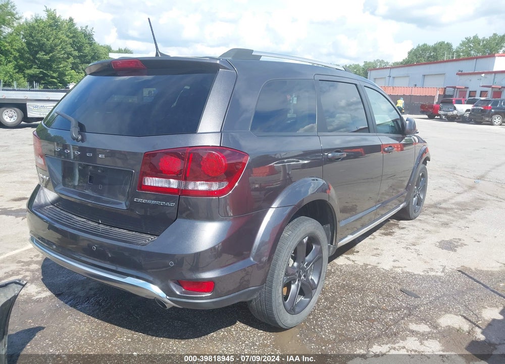 2018 DODGE JOURNEY CROSSROAD AWD VIN: 3C4PDDGG7JT504322