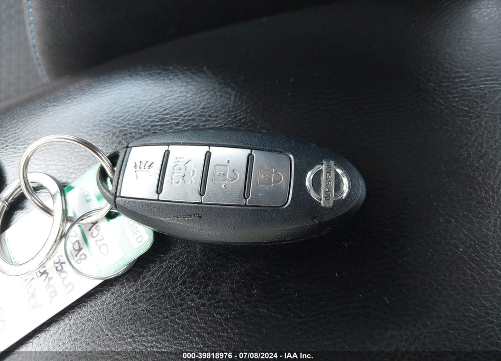 2018 NISSAN SENTRA SR VIN: 3N1AB7APXJY239150