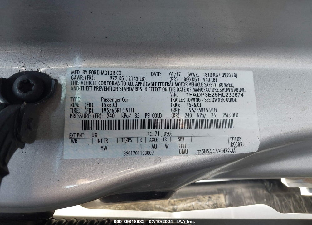 2017 FORD FOCUS S VIN: 1FADP3E25HL230674