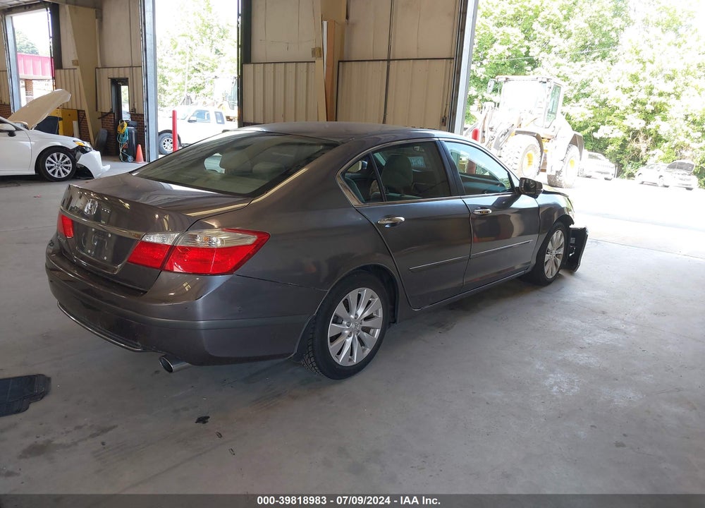 2014 HONDA ACCORD EX VIN: 1HGCR2F72EA207673