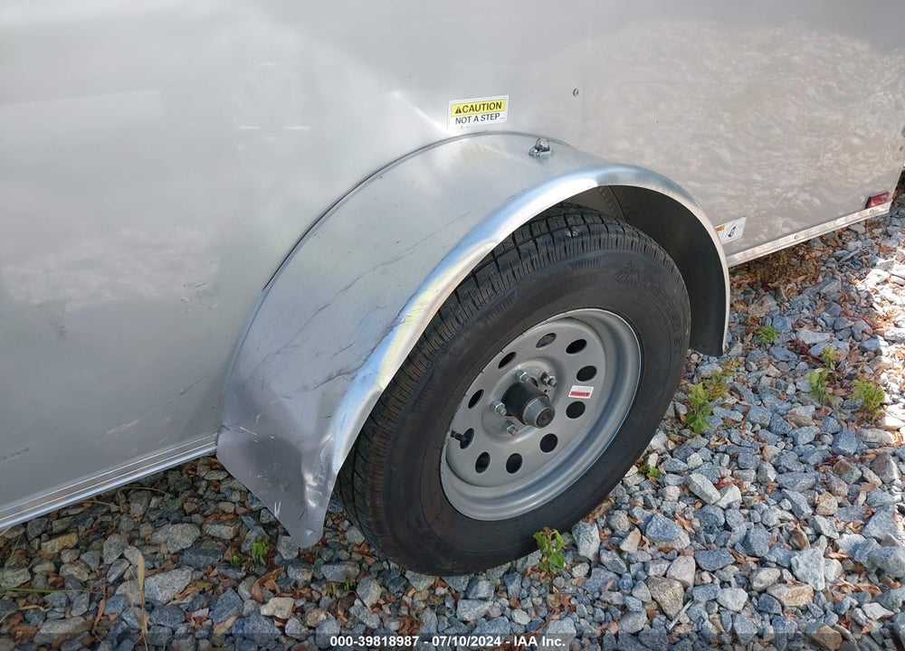 2024 QUALITY CARGO, LLC ENCLOSED TRAILER VIN: 50ZBE1211RN052317