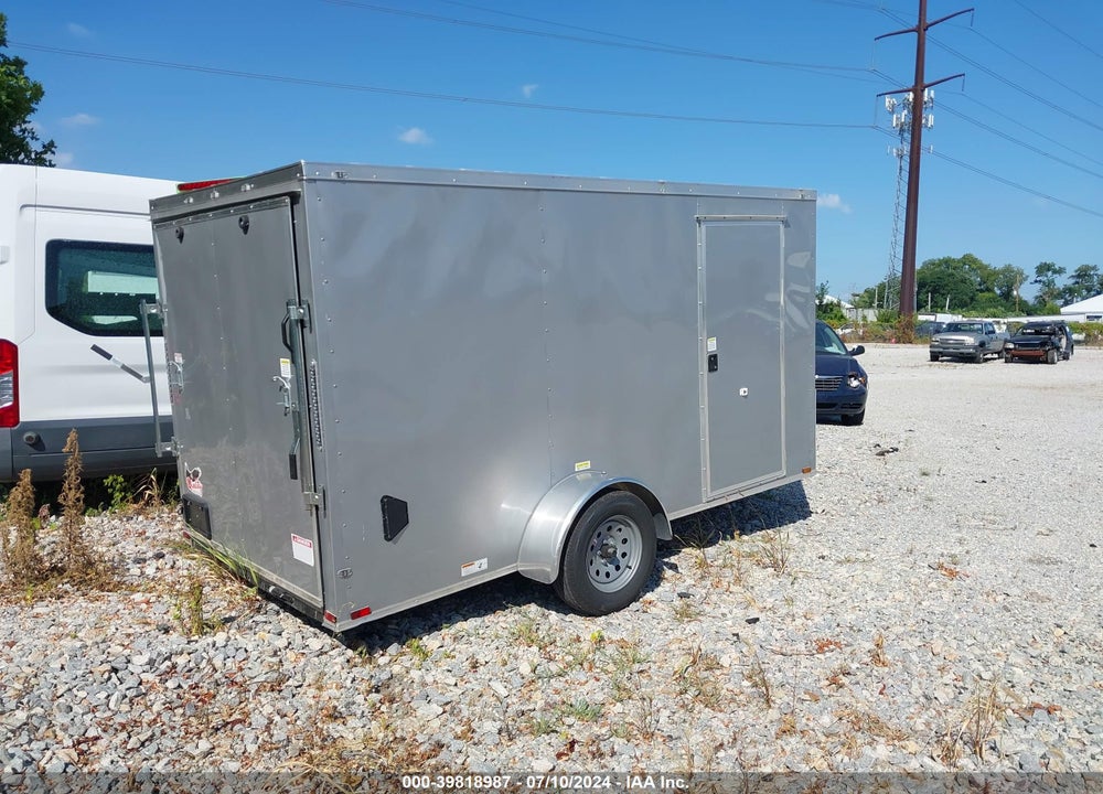 2024 QUALITY CARGO, LLC ENCLOSED TRAILER VIN: 50ZBE1211RN052317