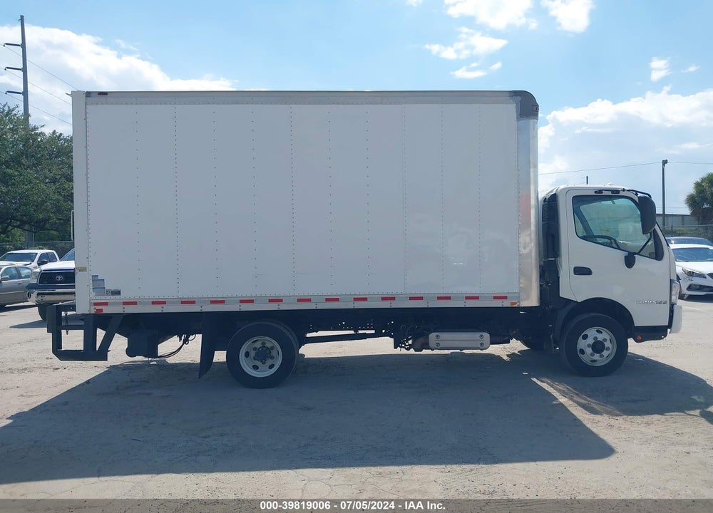 2018 HINO XJC720/XFC720 VIN: JHHYDM1H3JK005425