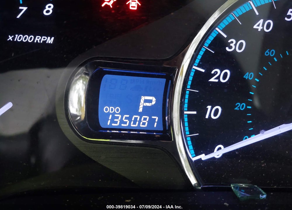 2014 TOYOTA SIENNA XLE V6 8 PASSENGER VIN: 5TDYK3DC6ES503538