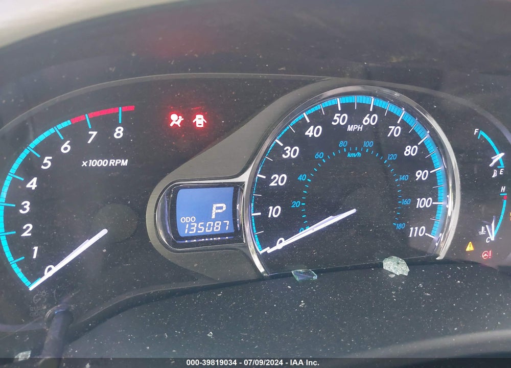 2014 TOYOTA SIENNA XLE V6 8 PASSENGER VIN: 5TDYK3DC6ES503538