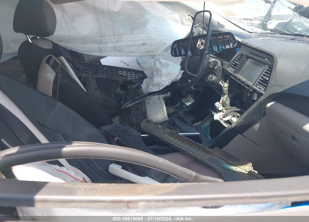 2017 HYUNDAI SONATA SPORT VIN: 5NPE34AF5HH437756
