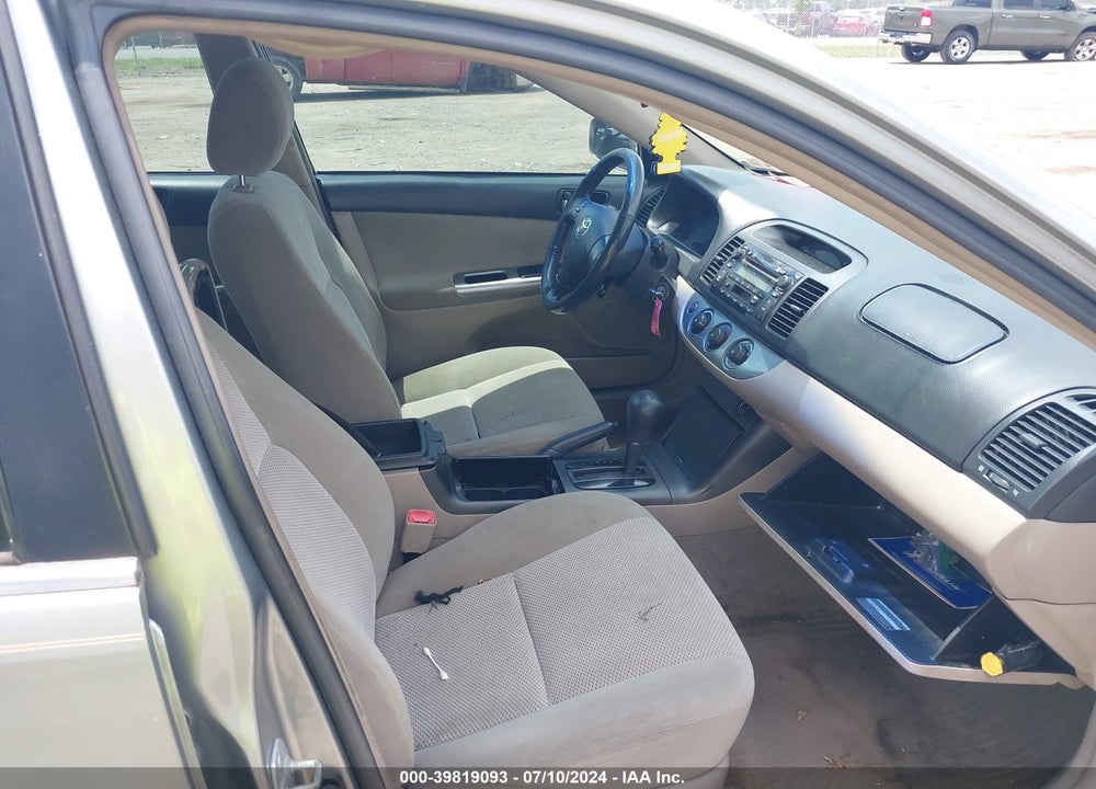 2005 TOYOTA CAMRY SE VIN: 4T1BE30K25U978881