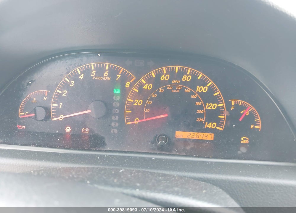 2005 TOYOTA CAMRY SE VIN: 4T1BE30K25U978881