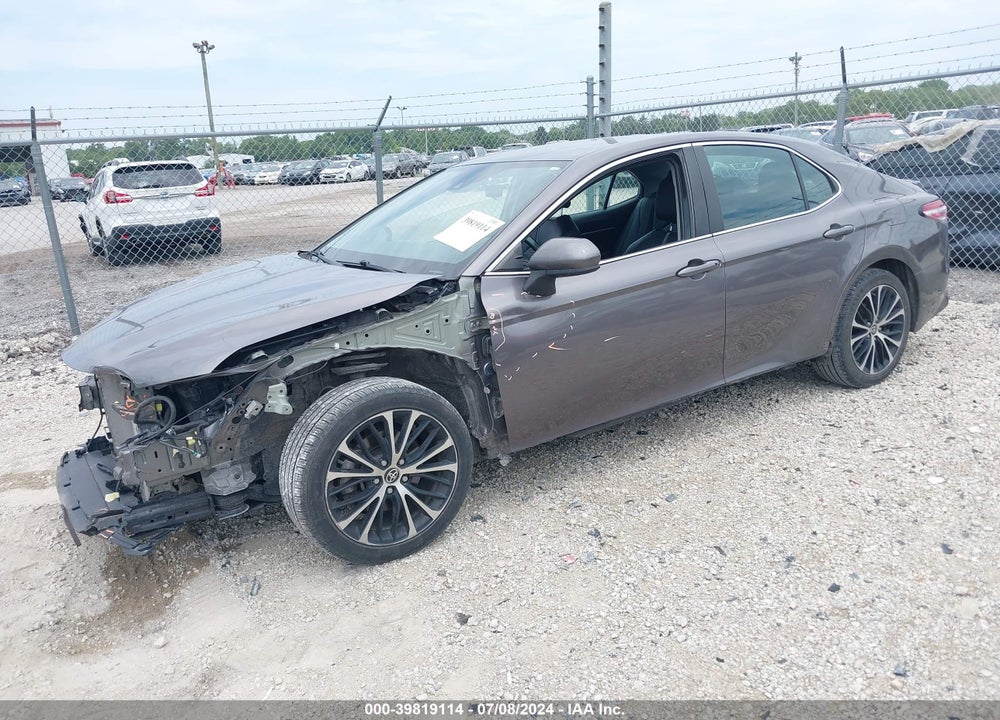 2020 TOYOTA CAMRY SE VIN: 4T1G11AK2LU363670