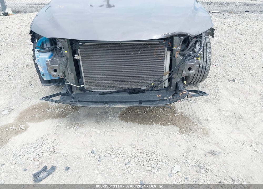 2020 TOYOTA CAMRY SE VIN: 4T1G11AK2LU363670