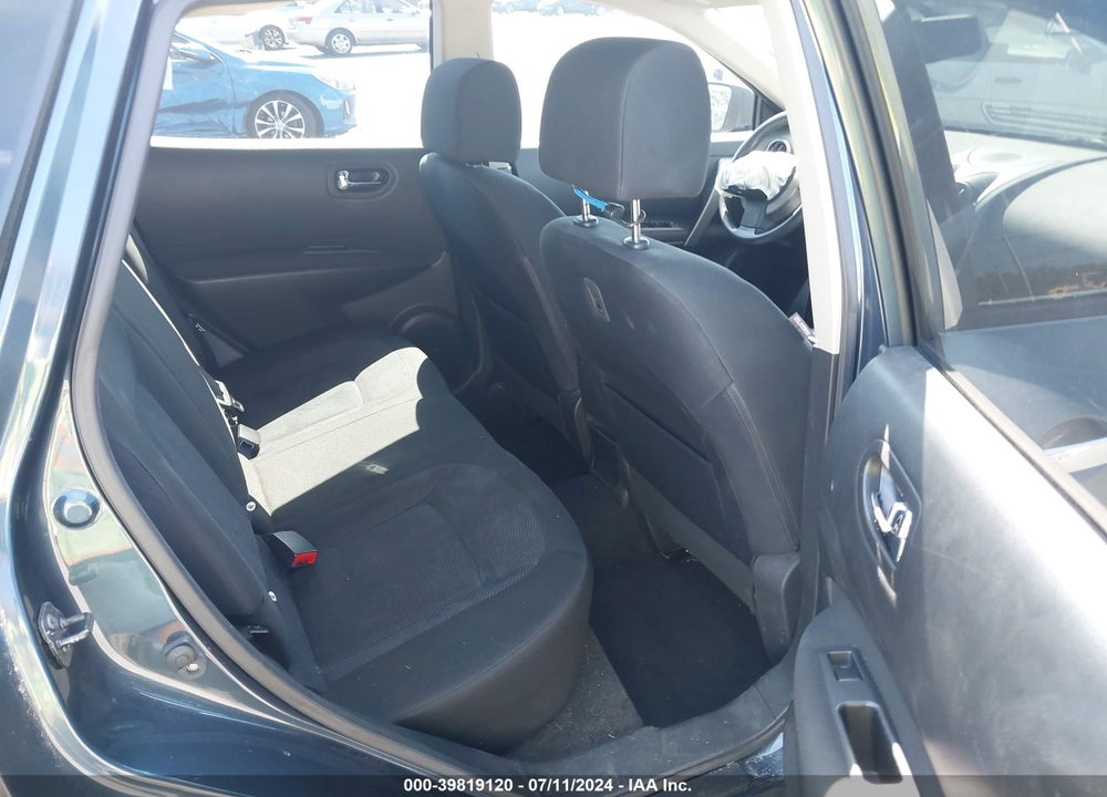 2014 NISSAN ROGUE SELECT S VIN: JN8AS5MV8EW707549