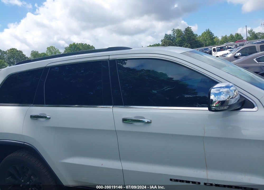 2017 JEEP GRAND CHEROKEE LIMITED 4X2 VIN: 1C4RJEBG3HC826525