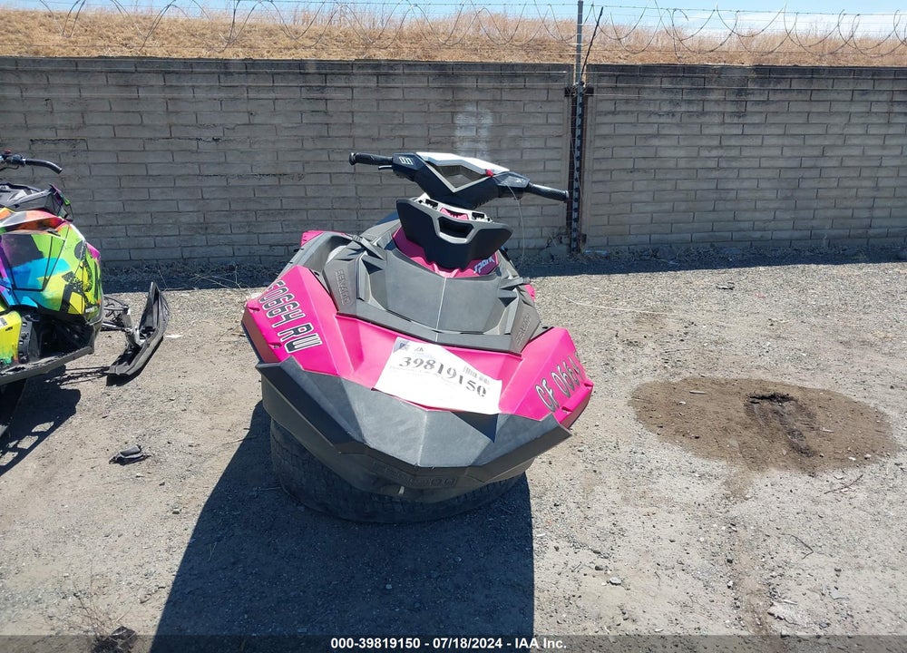 2014 SEADOO SPARK VIN: YDV00956K314