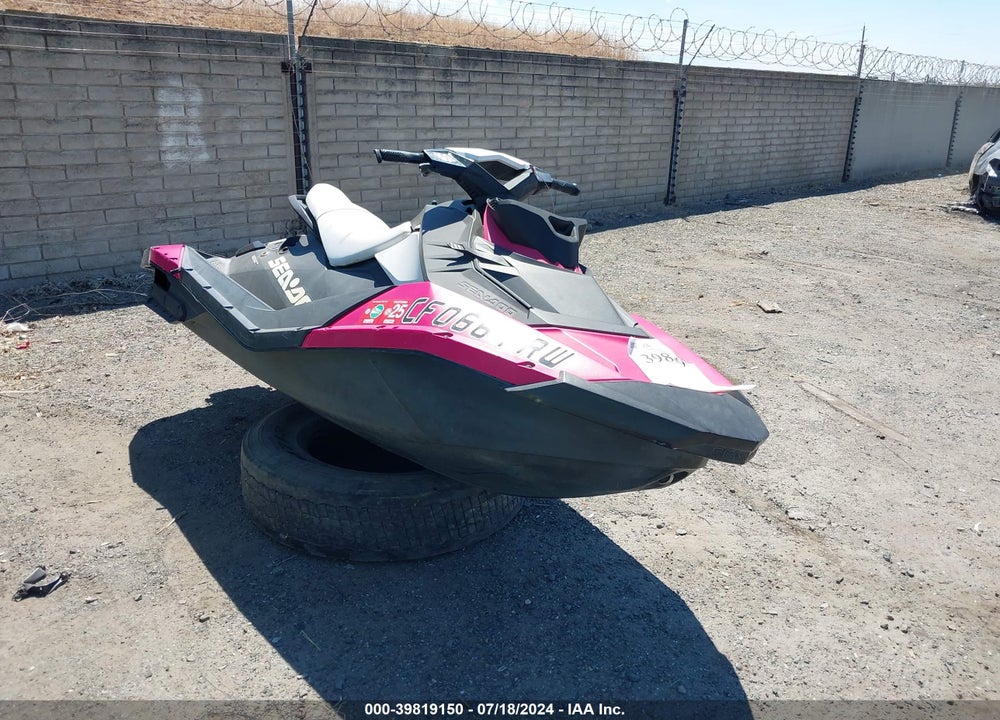 2014 SEADOO SPARK VIN: YDV00956K314