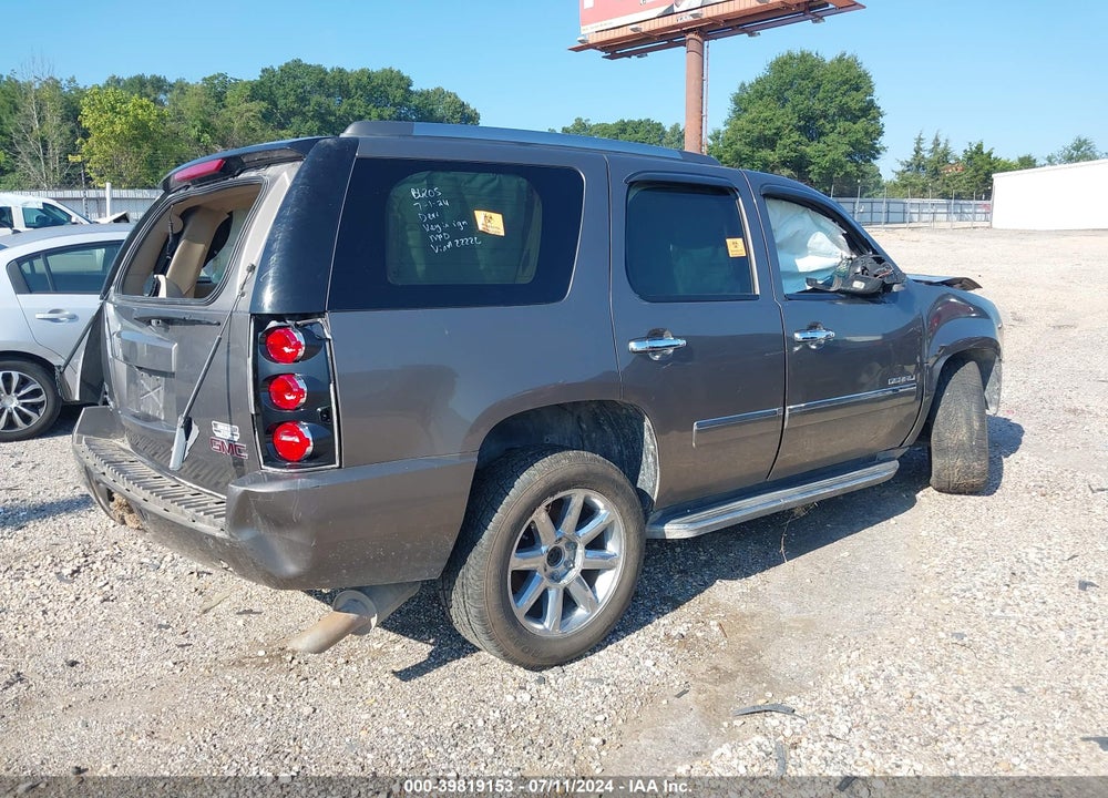 2011 GMC YUKON DENALI VIN: 1GKS2EEF9BR122226