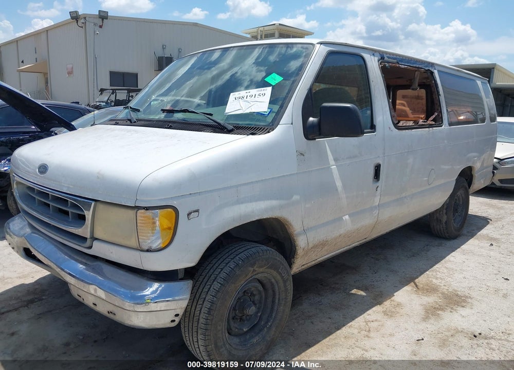 2001 FORD E-350 SUPER DUTY XL/XLT VIN: 1FBSS31L01HA11410