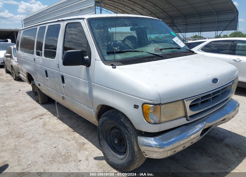 2001 FORD E-350 SUPER DUTY XL/XLT VIN: 1FBSS31L01HA11410