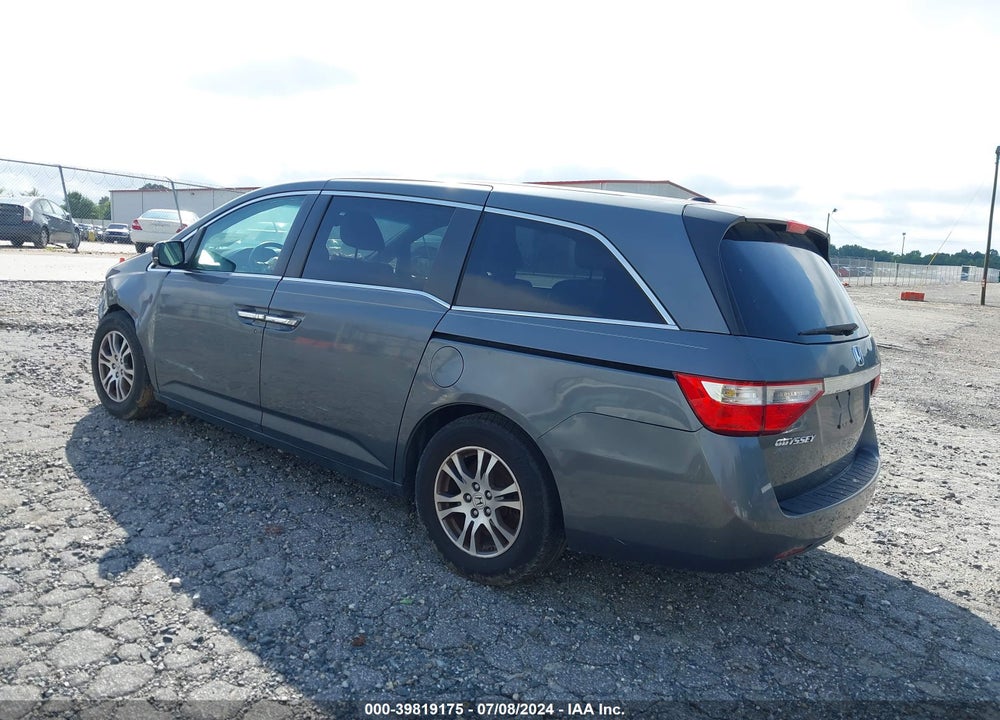 2011 HONDA ODYSSEY EX-L VIN: 5FNRL5H66BB061832