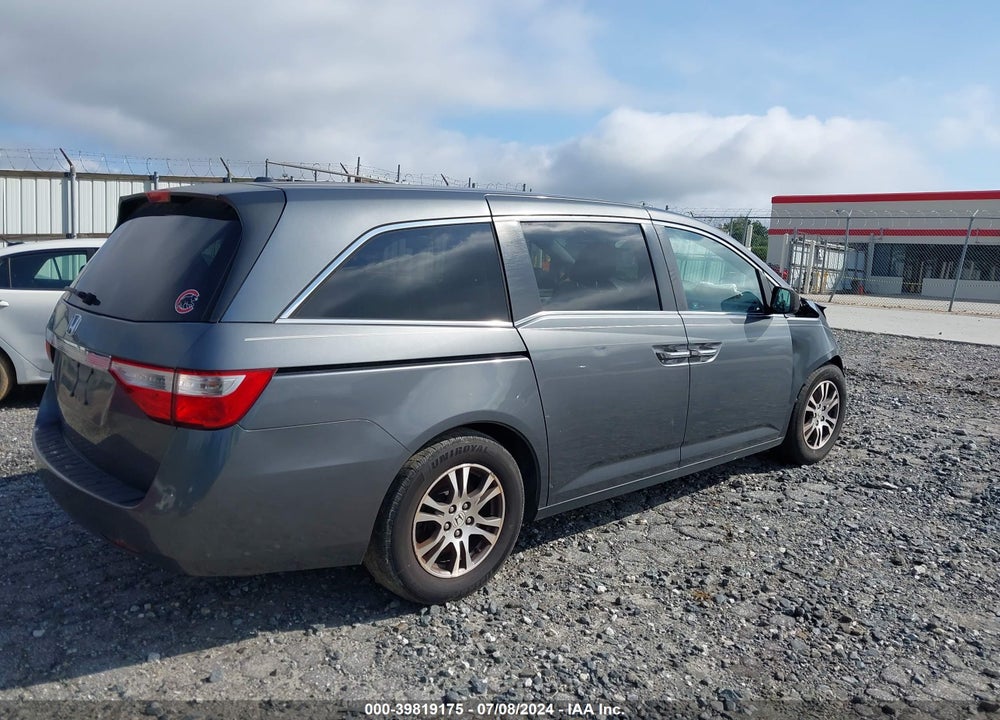 2011 HONDA ODYSSEY EX-L VIN: 5FNRL5H66BB061832