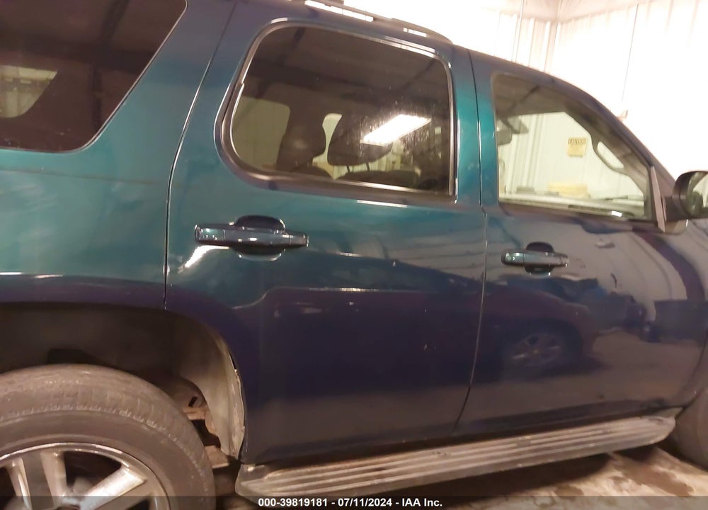 2007 CHEVROLET TAHOE LT VIN: 1GNFK13027R114178