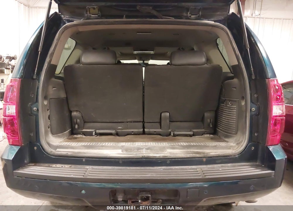 2007 CHEVROLET TAHOE LT VIN: 1GNFK13027R114178