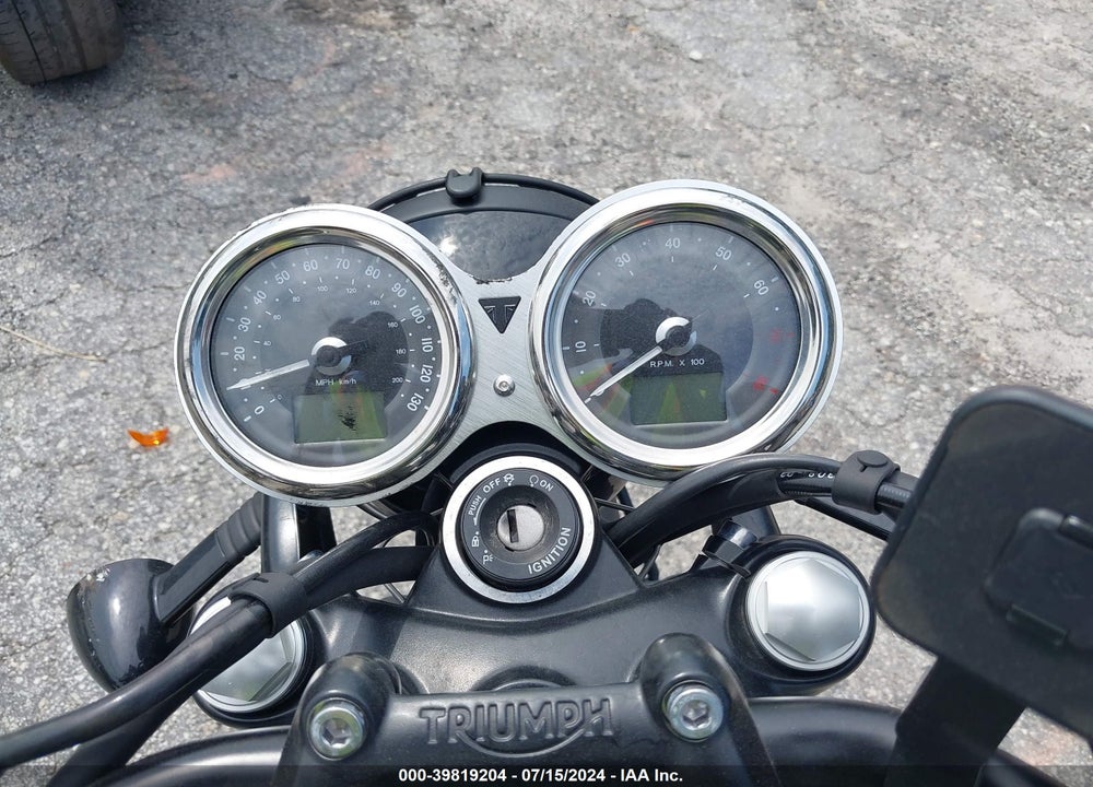 2020 TRIUMPH MOTORCYCLE BONNEVILLE T120/BLACK/BUD EKINS VIN: SMTD40HL2LT988164