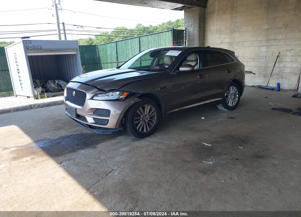 2017 JAGUAR F-PACE 35T PRESTIGE VIN: SADCK2BV4HA074608