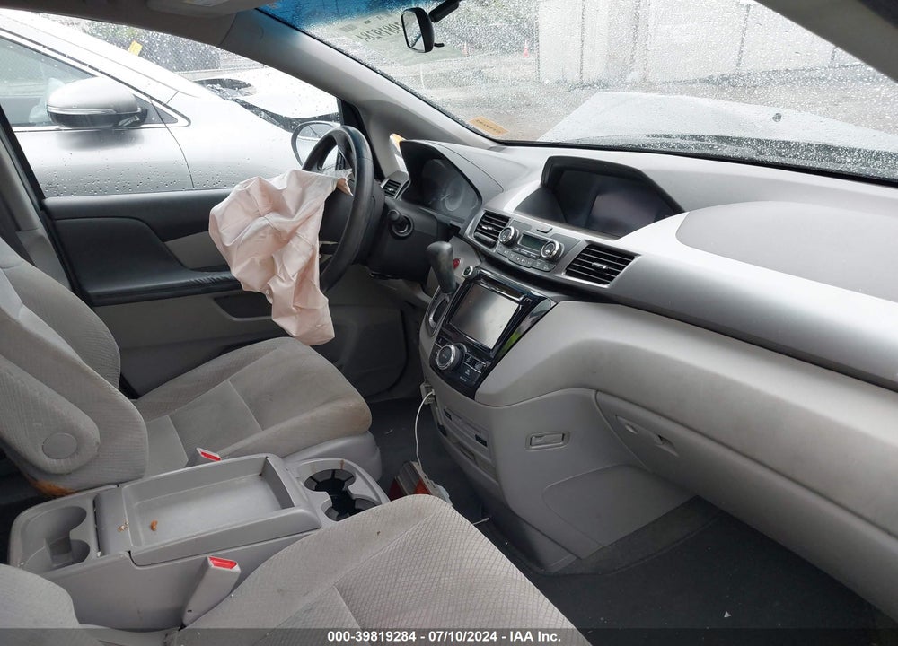 2016 HONDA ODYSSEY SE VIN: 5FNRL5H37GB078460