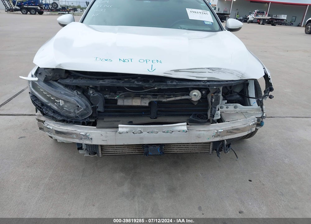 2018 HONDA ACCORD EX-L VIN: 1HGCV1F59JA175528
