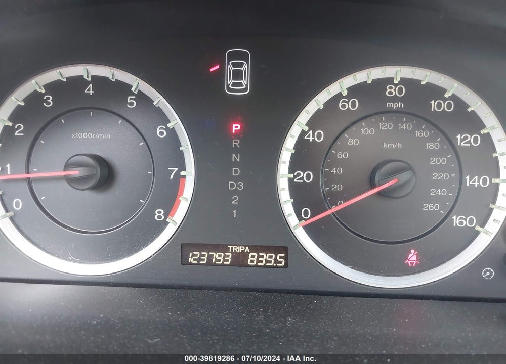 2010 HONDA ACCORD 2.4 EX-L VIN: 1HGCS1B82AA015760
