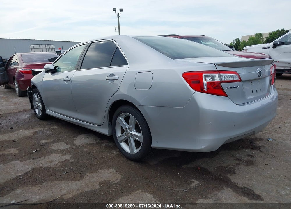 2012 TOYOTA CAMRY SE VIN: 4T1BF1FK2CU036125