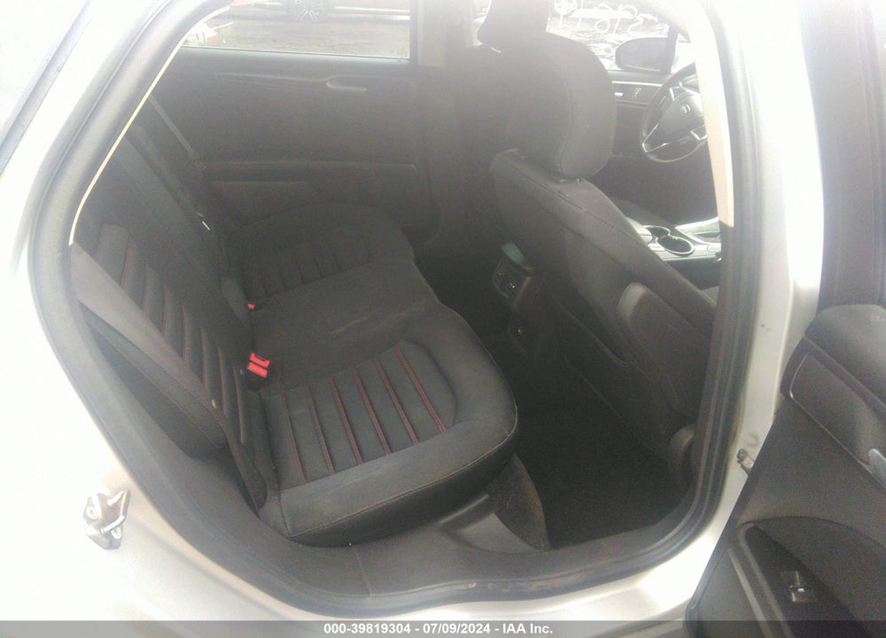 2016 FORD FUSION SE VIN: 3FA6P0H7XGR228613