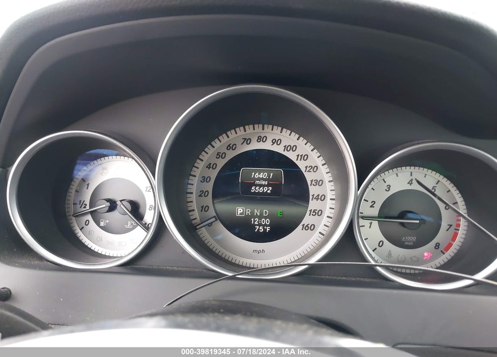 2014 MERCEDES-BENZ C 250 LUXURY/SPORT VIN: WDDGF4HB7EA933170