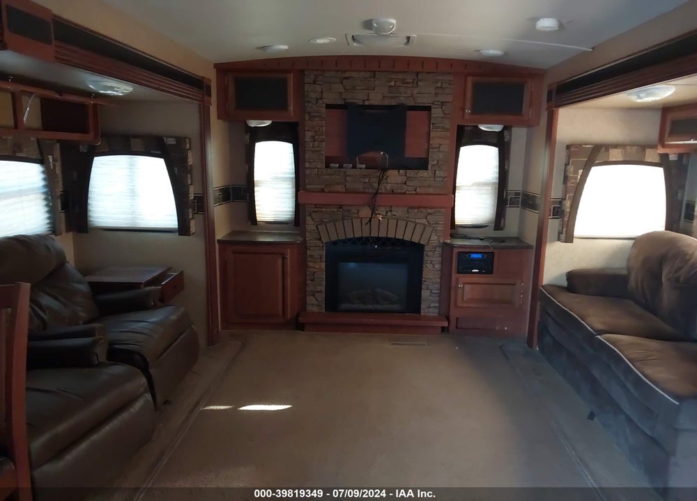 2013 JAYCO EAGLE SUPER LITE SER VIN: 1UJBJ0BS6D1DS0270