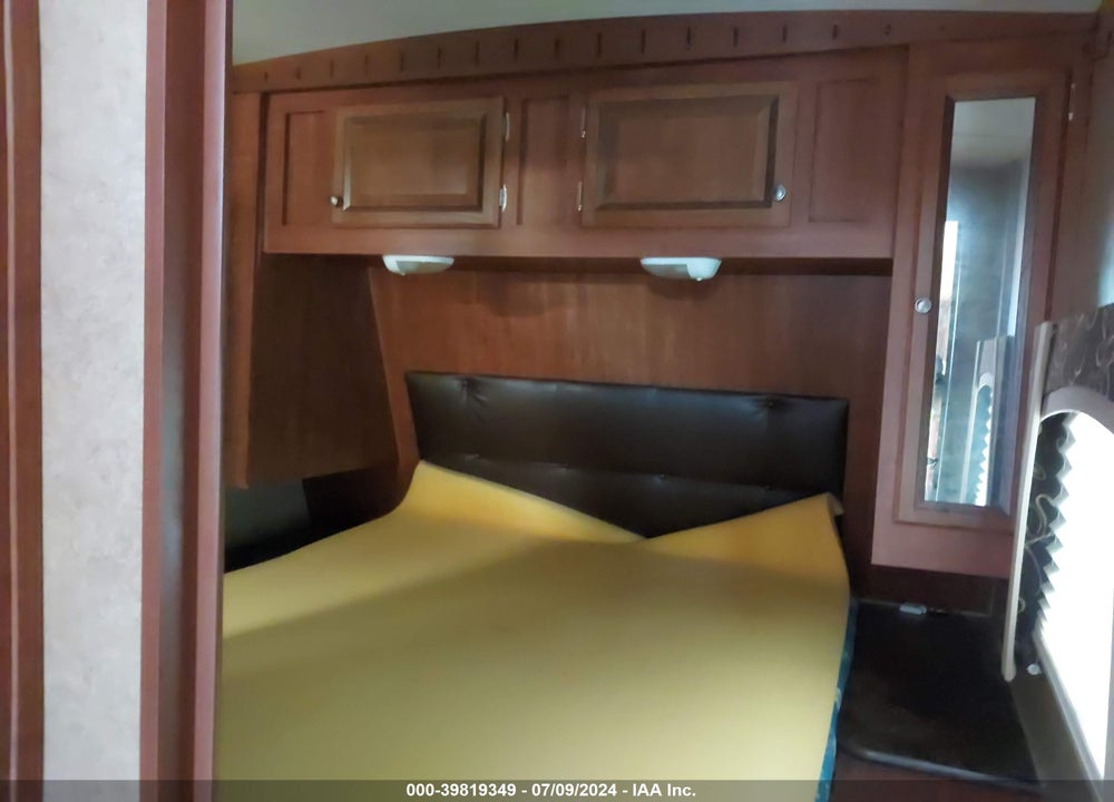 2013 JAYCO EAGLE SUPER LITE SER VIN: 1UJBJ0BS6D1DS0270