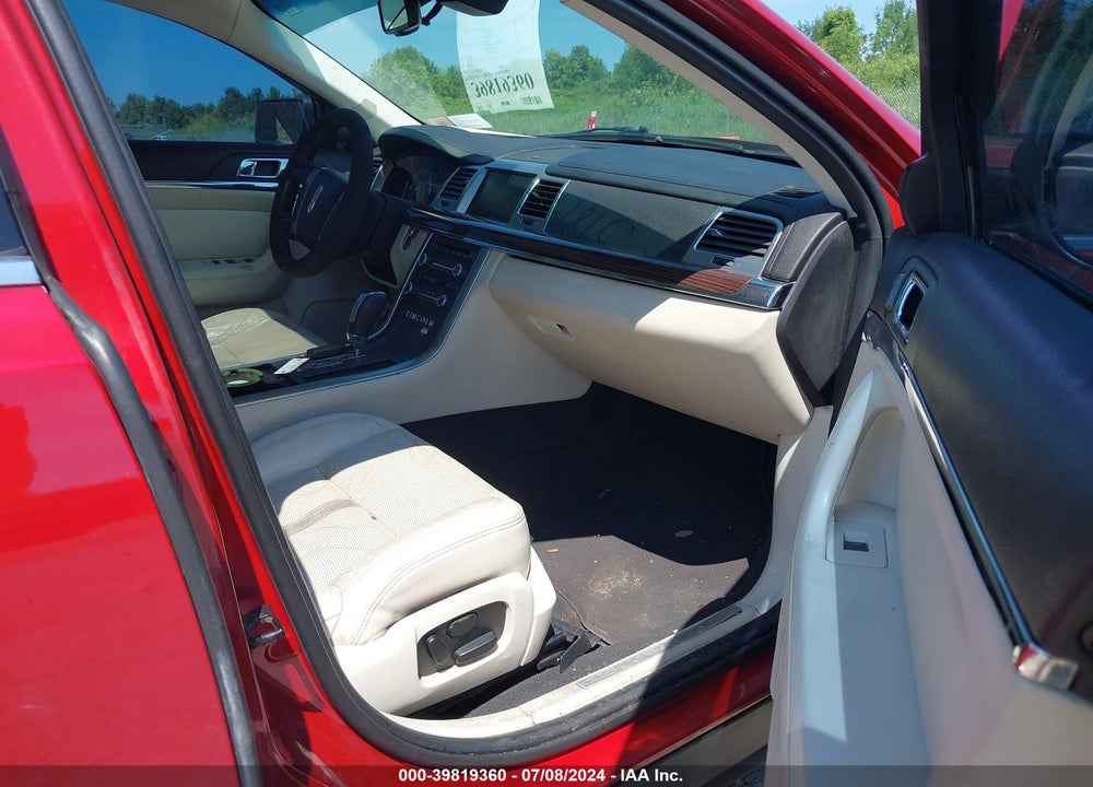 2009 LINCOLN MKS VIN: 1LNHM94R79G612068